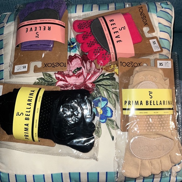 Toe Socks - Picture 3 of 4